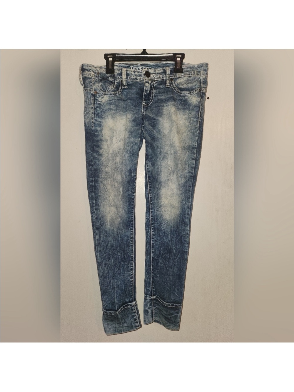 Decree Super Skinny Size 13 Acid Wash Distressed Cuffed Capri Jeans Size 3